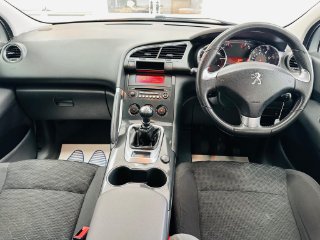 /photos/10067/e7b5b3a8-4bf8-4e75-be7e-cb9a7f98f031_i320x240.jpg